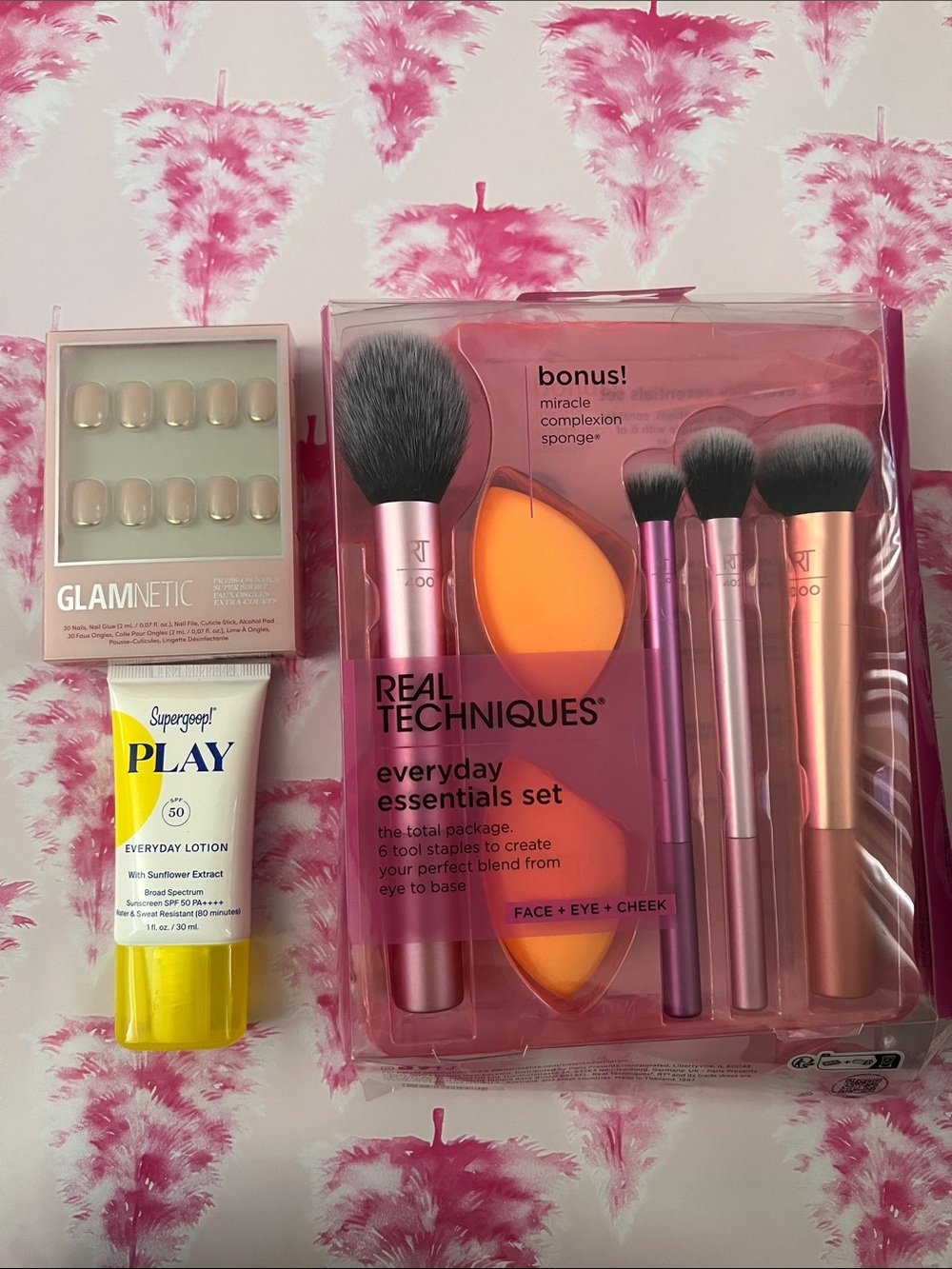 Real Techniques Brush & Sponge Set super goop glamnetic bundle